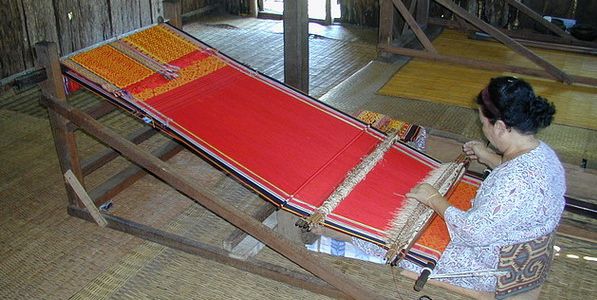 tenun-songket-minang