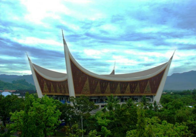 Masjid Mahligai Minang, Indah dan Tahan Gempa