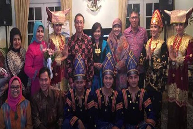 Masakan Padang Laris Manis Oleh Lidah Norwegia