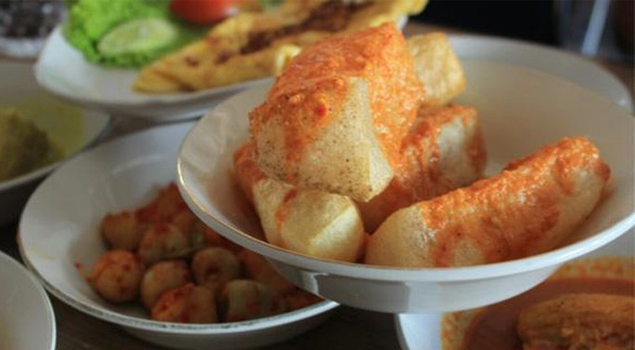 Menikmati Nasi Padang Yang Mengandung Banyak Santan dan Lemak, Sehat Nggak Sih?