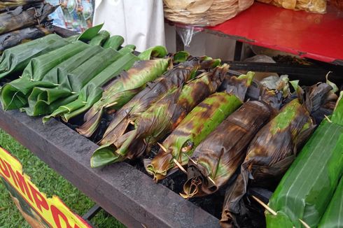 Jajanan Langka Minangkabau di Festival Budaya Luhak Nan Tigo 2022