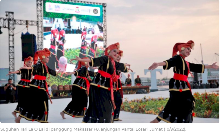 Kesenian Minangkabau Ikut Meriahkan Panggung Makassar F8 2022