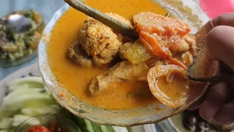 Mau Tahu Masakan Kampung Super Lezat di Kota Payakumbuh, Yuk Kepoin!