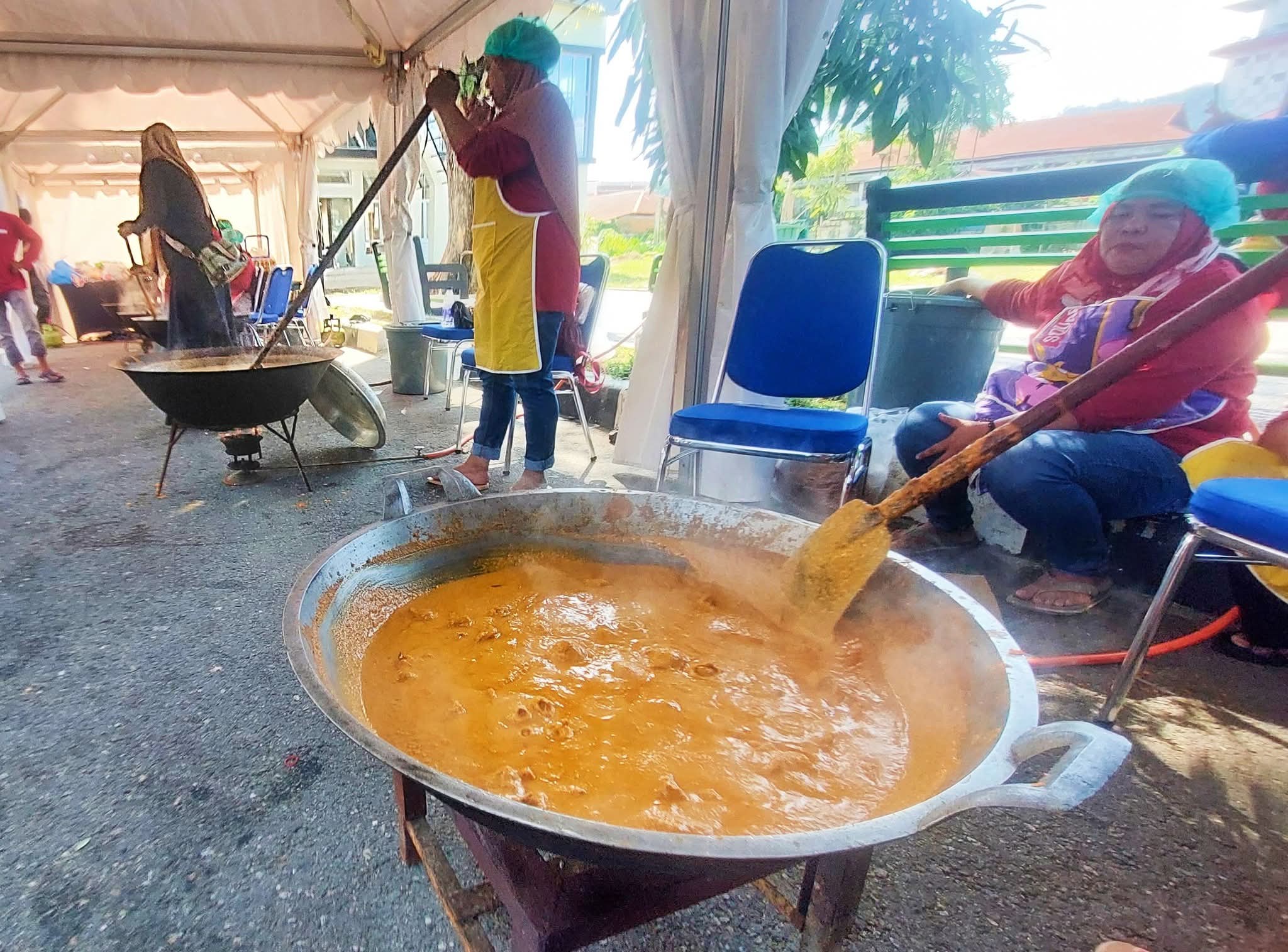 gotong royong di minangkabau